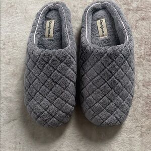 Dearfoams Women's Leslie Washable Memory Foam Terry Clog With Wide Widths 9-10